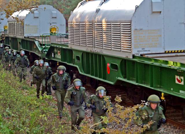 tn_2003111001_154_JPG.jpg, 21kB